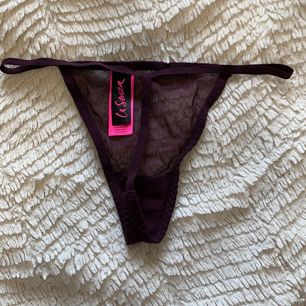 Sheer g string - Picture 2 of 3